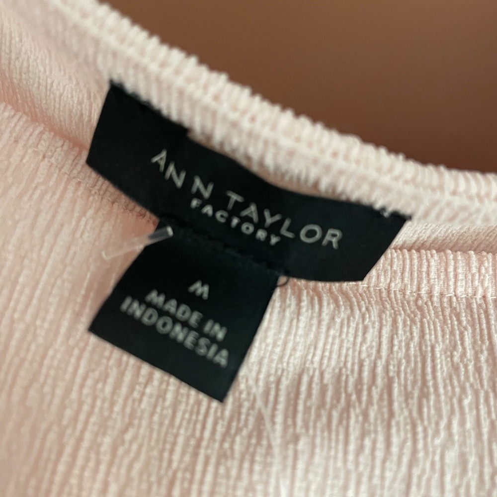 Pink top - Picture 2 of 5